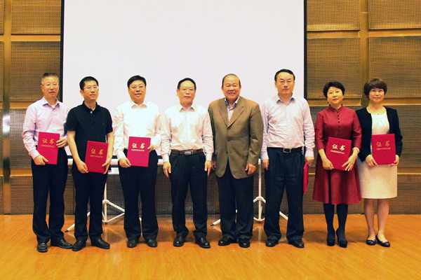 5bd96f516f504.jpg 3.jpg