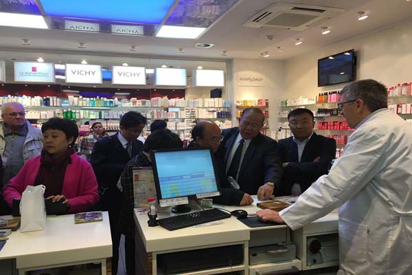 5bdac4b0e1c6e.jpg 2.jpg